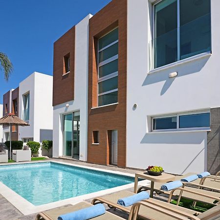 פרוטאראס Villa Carmen מראה חיצוני תמונה