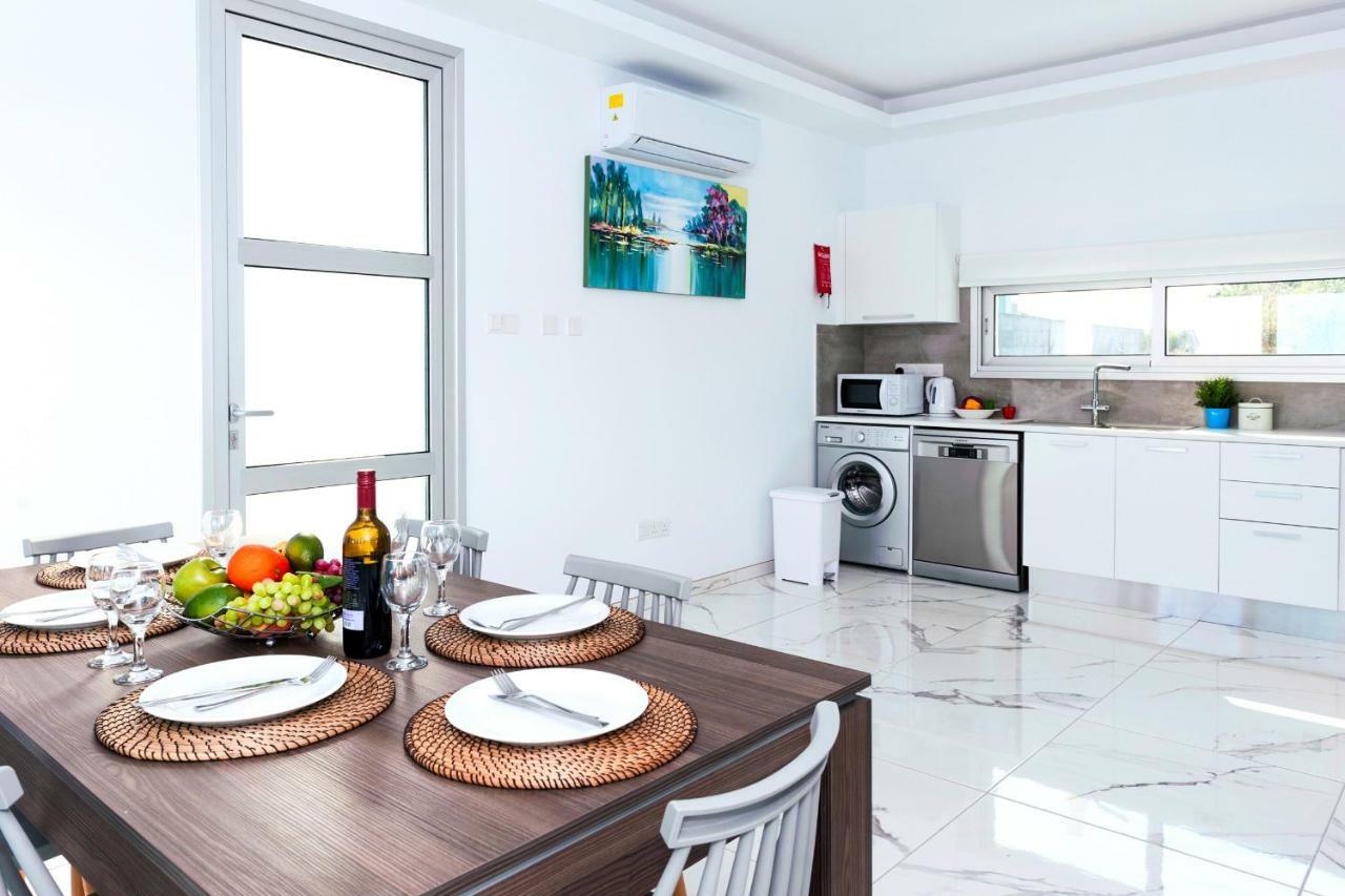 פרוטאראס Villa Carmen מראה חיצוני תמונה