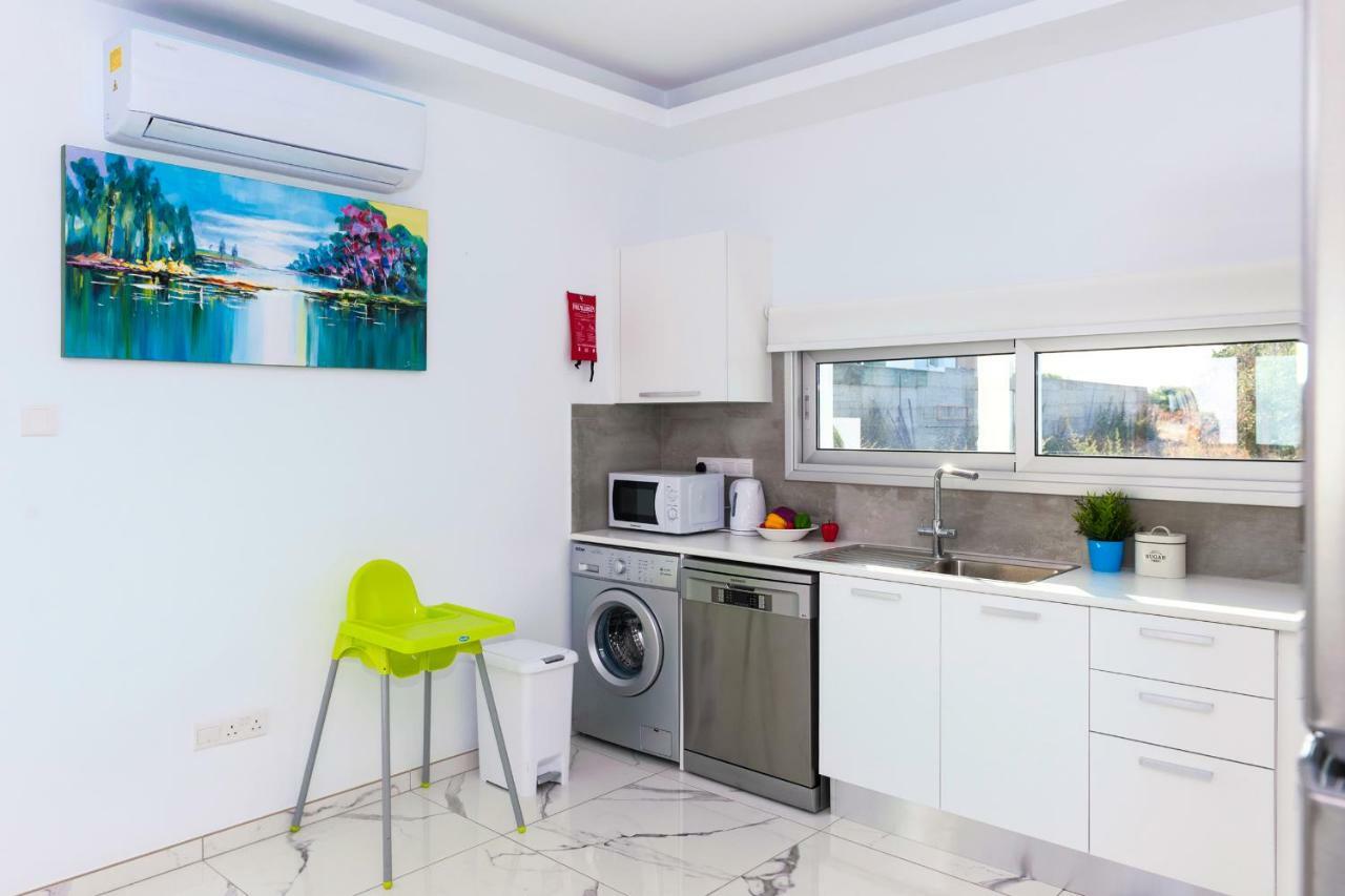 פרוטאראס Villa Carmen מראה חיצוני תמונה