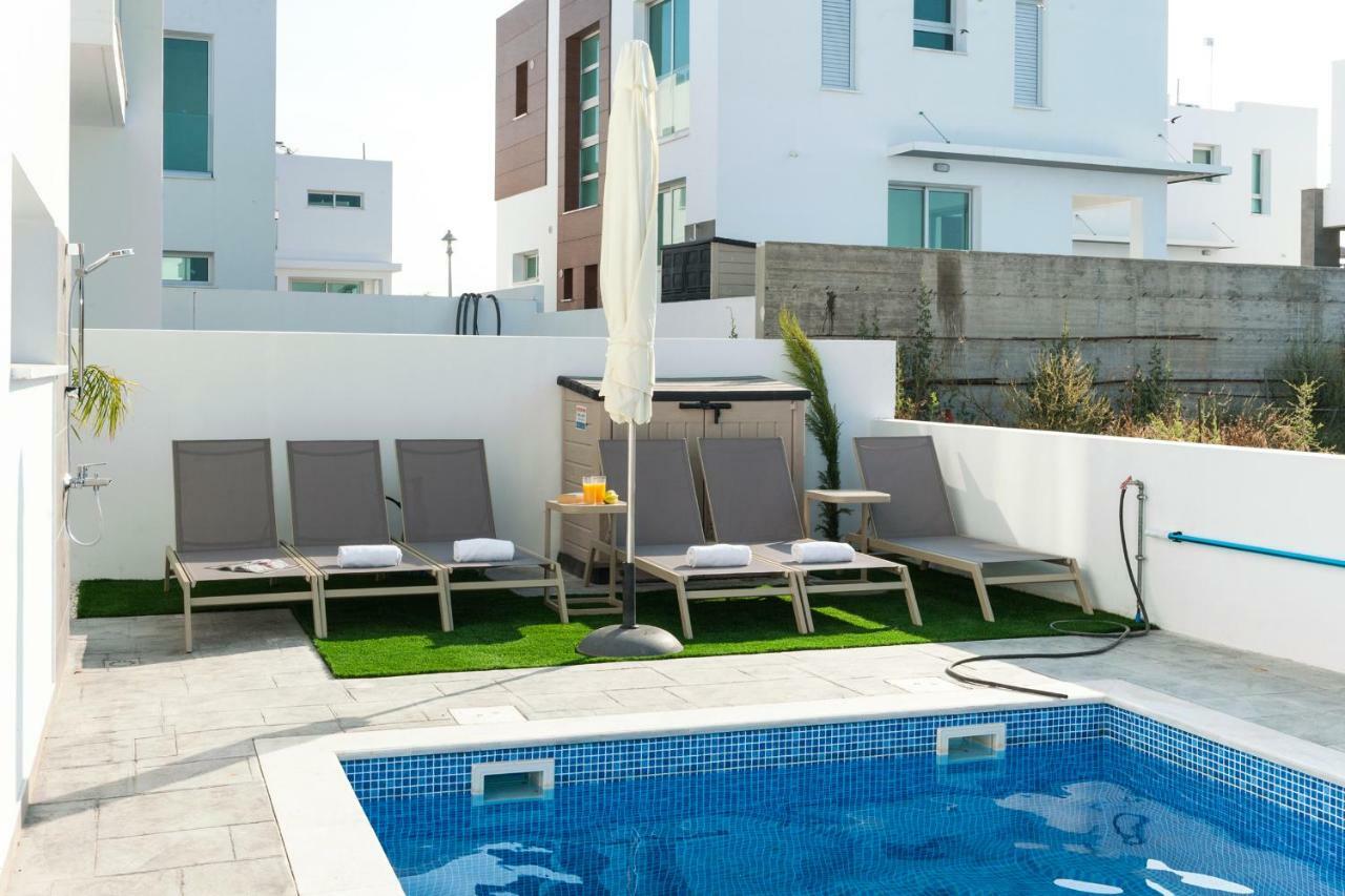 פרוטאראס Villa Carmen מראה חיצוני תמונה