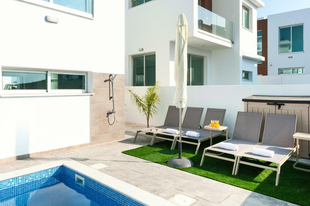 פרוטאראס Villa Carmen מראה חיצוני תמונה
